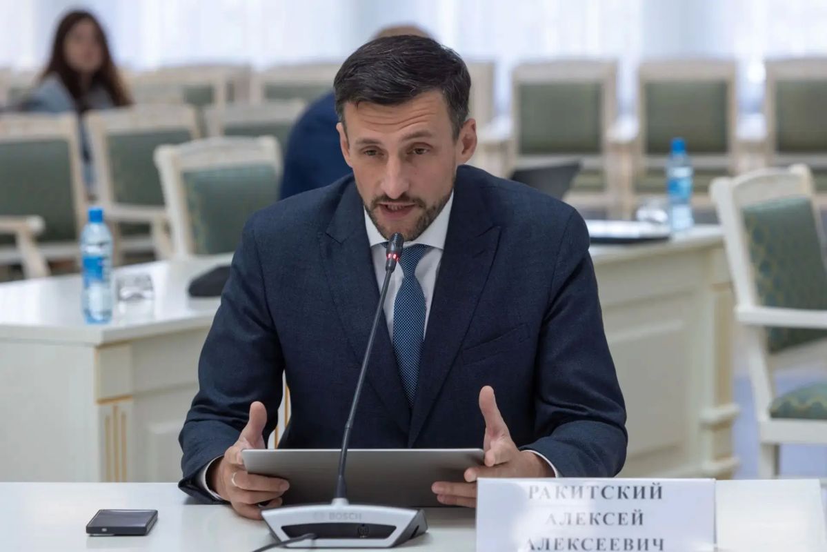 В Южно-Сахалинске проходит VI Дальневосточный юридический форум, одной из ключевых тем которого стала интеграция стратегического и градостроительного планирования в развитие Дальнего Востока В Южно-Сахалинске проходит VI Дальневосточный юридический форум, одной из ключевых тем которого стала интеграция стратегического и градостроительного планирования в развитие Дальнего Востока