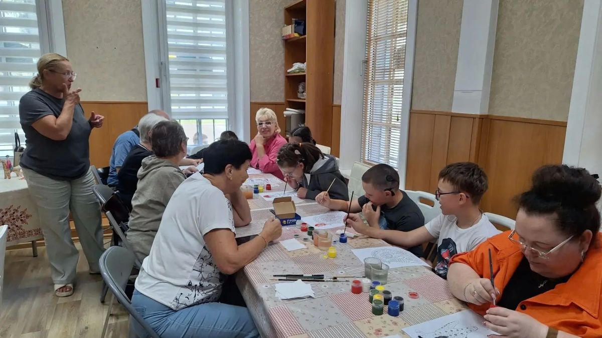 В музейном ресурсном центре прошло творческое занятие «Русская глиняная игрушка» В музейном ресурсном центре прошло творческое занятие «Русская глиняная игрушка»