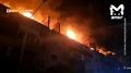 Крыша жилого дома вспыхнула в Южно-Сахалинске