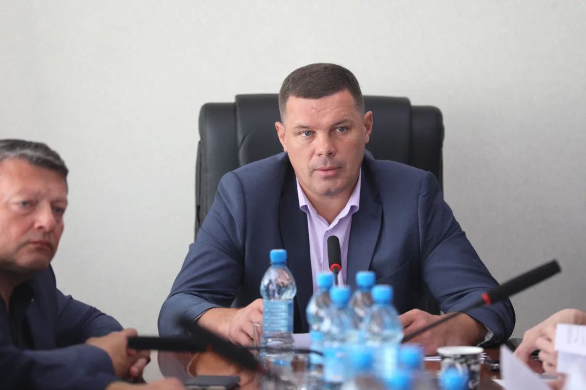 На Сахалине очищают акваторию от затонувших судов На Сахалине очищают акваторию от затонувших судов