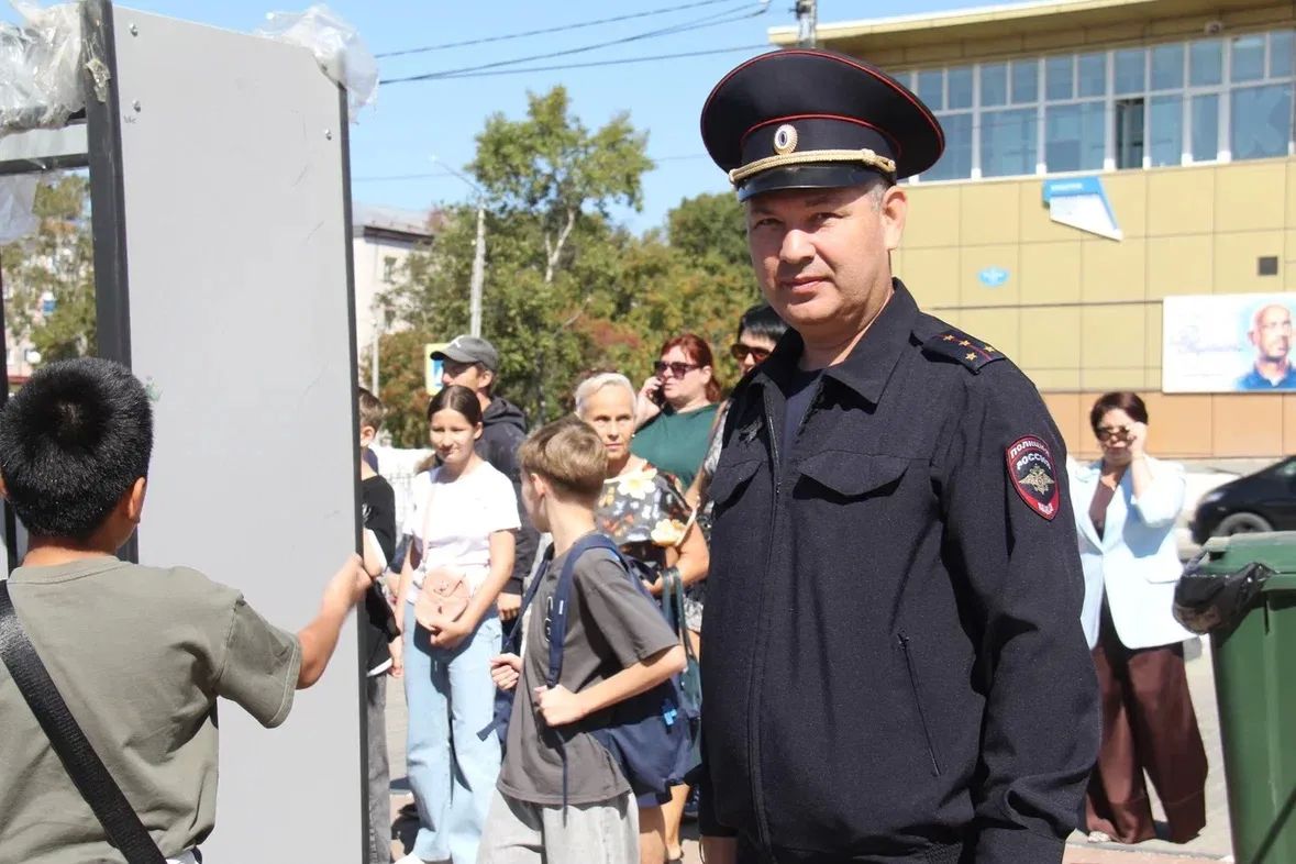 Сотрудники ОМВД России по Корсаковскому городскому округу обеспечили безопасность на акции «Сила в Правде» Сотрудники ОМВД России по Корсаковскому городскому округу обеспечили безопасность на акции «Сила в Правде»