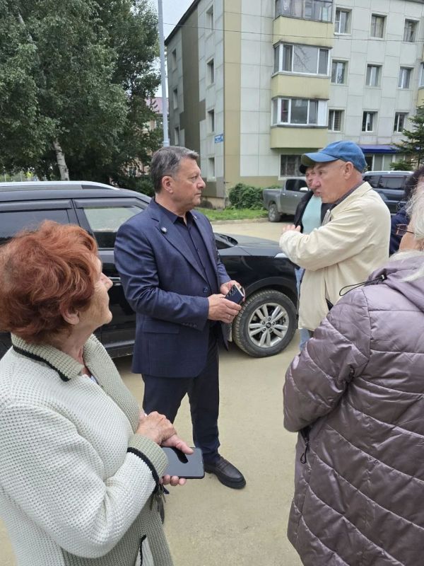 Двор на Тихоокеанской, 12: проблему решили совместными усилиями