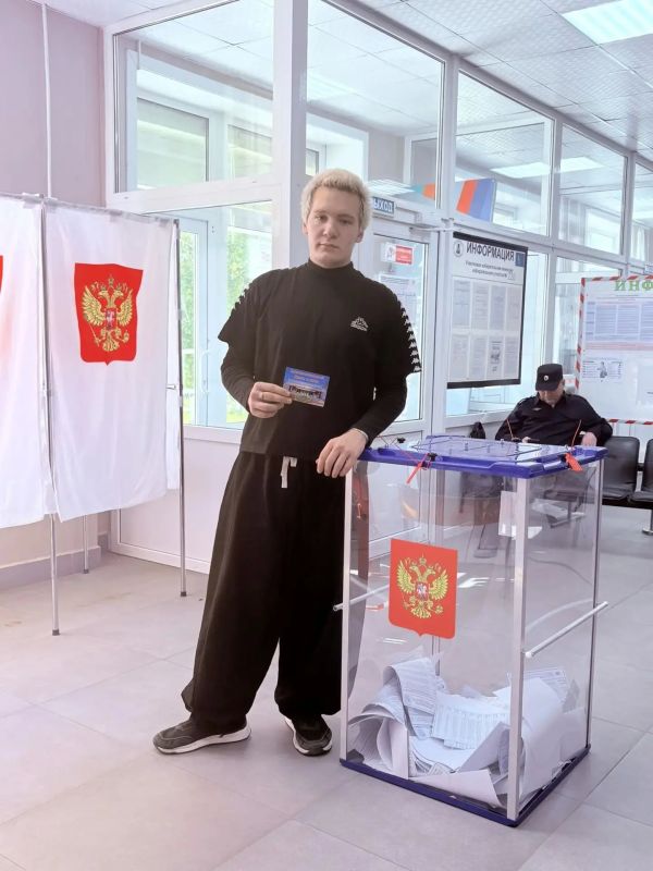На Сахалине и Курилах впервые голосует молодежь На Сахалине и Курилах впервые голосует молодежь