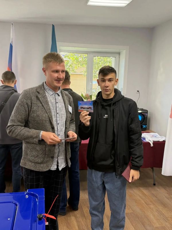 На Сахалине и Курилах впервые голосует молодежь На Сахалине и Курилах впервые голосует молодежь