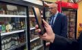 Комиссия нагрянула с проверкой в магазин, пользующийся в Южно-Сахалинске некоторой "славой"