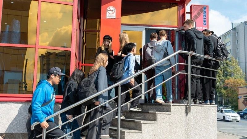 В Южно-Сахалинске стартовал шестой сезон проекта «ЛитератУра в кино!» В Южно-Сахалинске стартовал шестой сезон проекта «ЛитератУра в кино!»