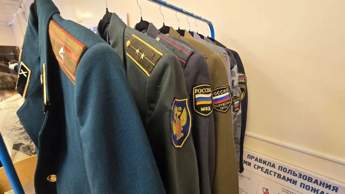 В политехническом колледже СахГУ открыли кабинет основ безопасности и защиты Родины В политехническом колледже СахГУ открыли кабинет основ безопасности и защиты Родины