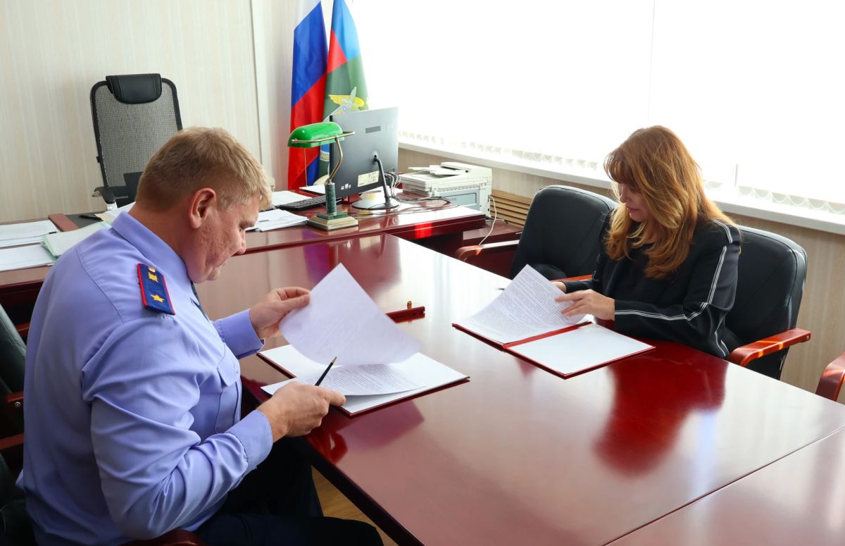 Подписано соглашение о сотрудничестве между следственным управлением и Уполномоченным по правам ребенка в Сахалинской области Подписано соглашение о сотрудничестве между следственным управлением и Уполномоченным по правам ребенка в Сахалинской области
