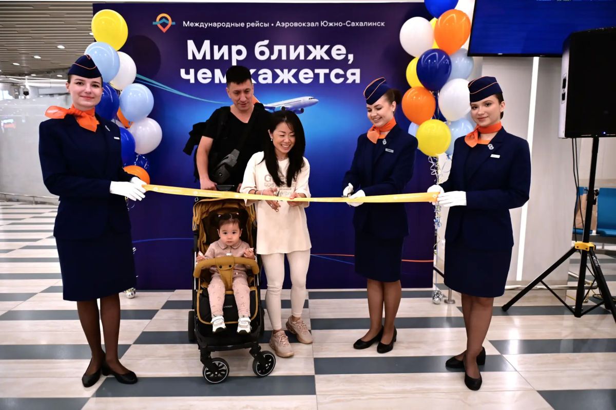 Мир ближе, чем кажется . Сегодня мы проводили в Харбин пассажиров первого международного рейса из нового аэровокзала Мир ближе, чем кажется . Сегодня мы проводили в Харбин пассажиров первого международного рейса из нового аэровокзала