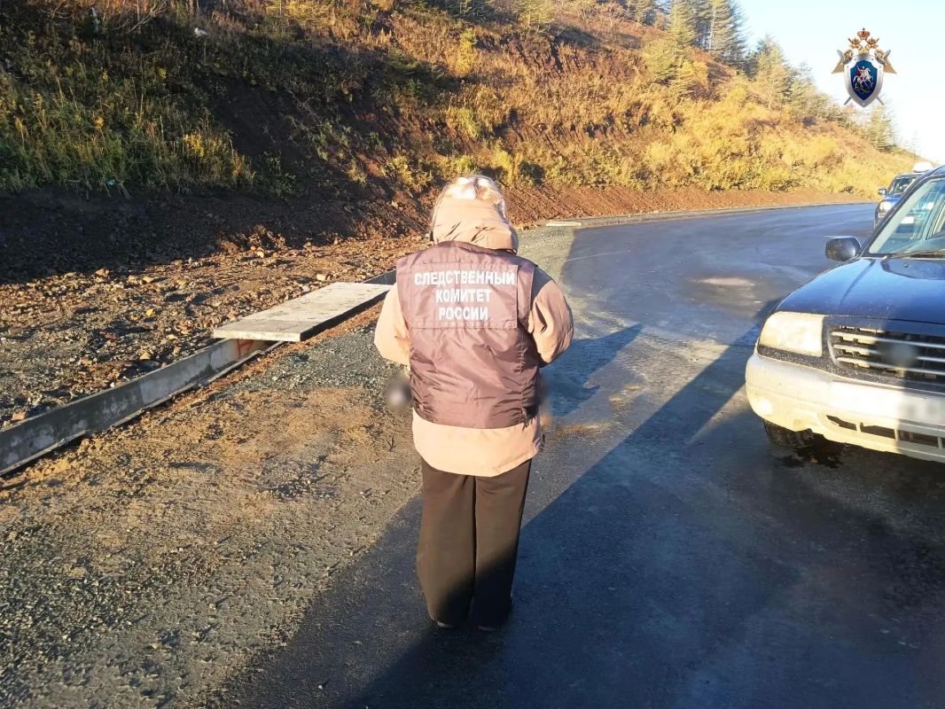 В Холмском районе на автодороге по направлению ЮжноСахалинск — Холмск обнаружено тело 74летнего мужчины