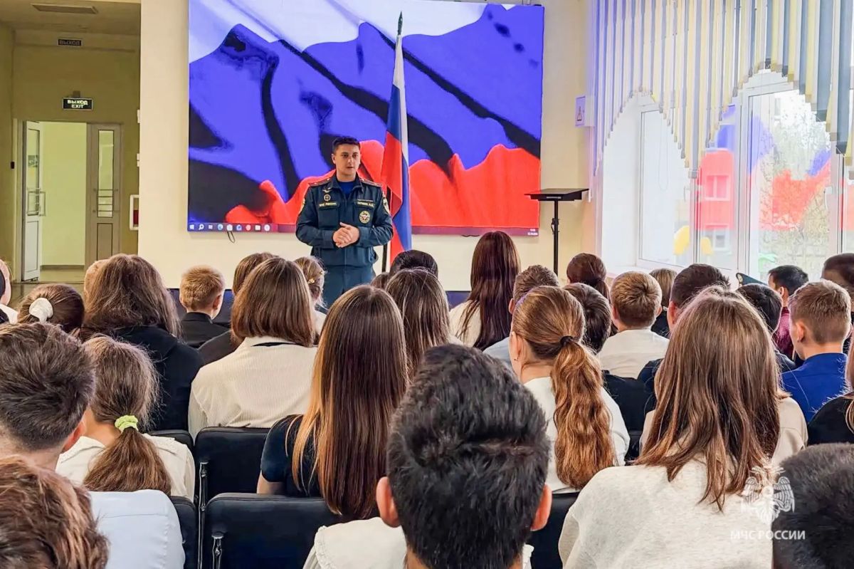 Знания, которые могут спасти жизнь: на Сахалине прошли уроки гражданской обороны Знания, которые могут спасти жизнь: на Сахалине прошли уроки гражданской обороны