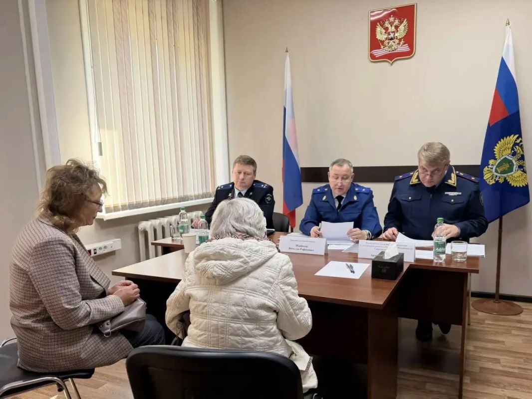 Руководители правоохранительных ведомств Сахалинской области провели прием жителей Невельска Руководители правоохранительных ведомств Сахалинской области провели прием жителей Невельска