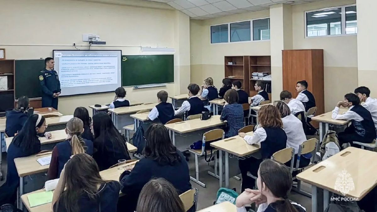Знания, которые могут спасти жизнь: на Сахалине прошли уроки гражданской обороны Знания, которые могут спасти жизнь: на Сахалине прошли уроки гражданской обороны