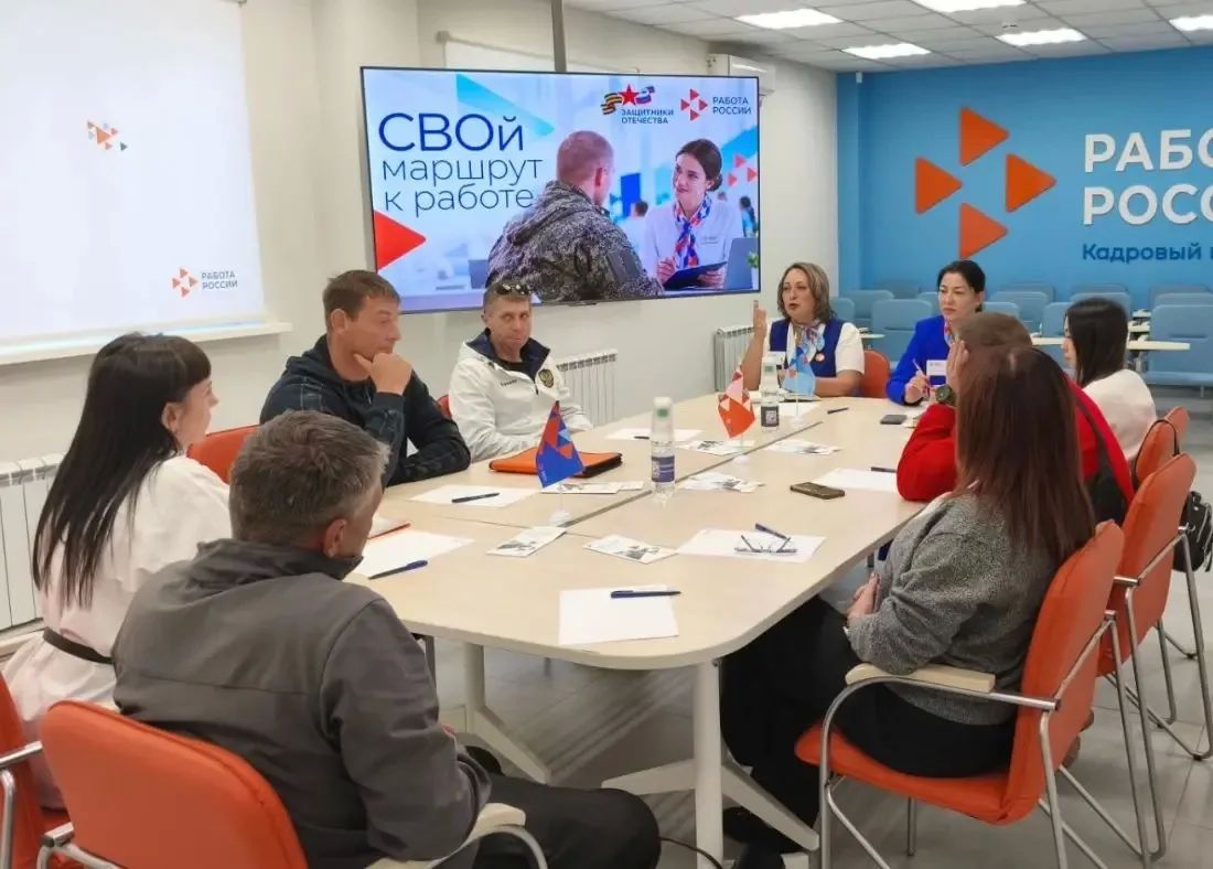 Своих не бросают: как работают социальные координаторы в Сахалинской области