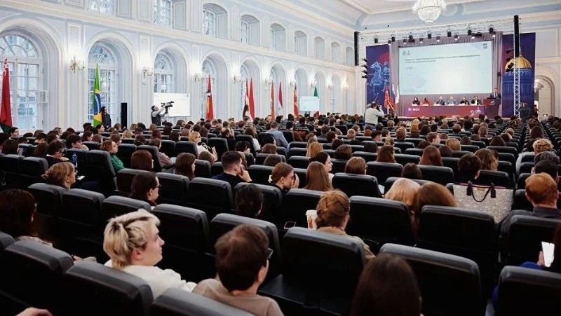 На конференции в Санкт-Петербурге обсудят как странам сохранить будущее в эпоху ИИ