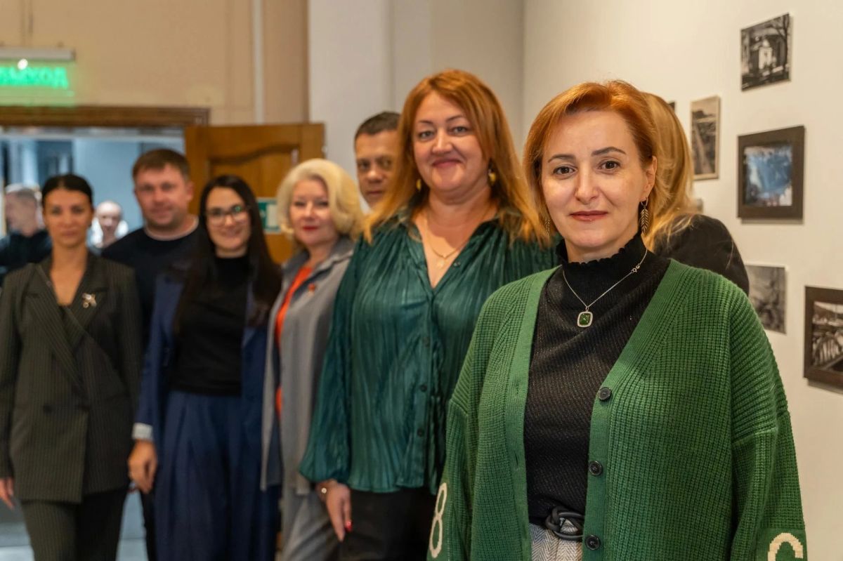 Вечер «Поющего музея» с ансамблем «Ковер-Бэнд» провели в Южно-Сахалинске