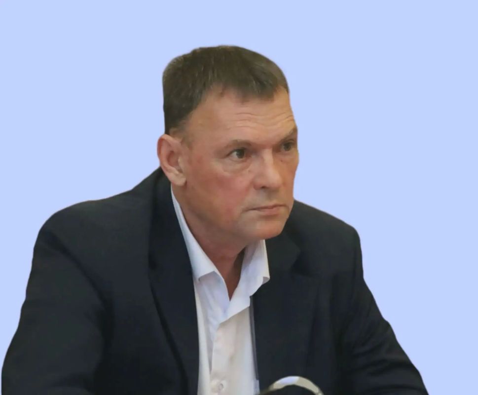 Яна Лантратова: Поздравляю с Днём рождения Уполномоченного по правам человека в Сахалинской области Анатолия Анатольевича Крутченко!