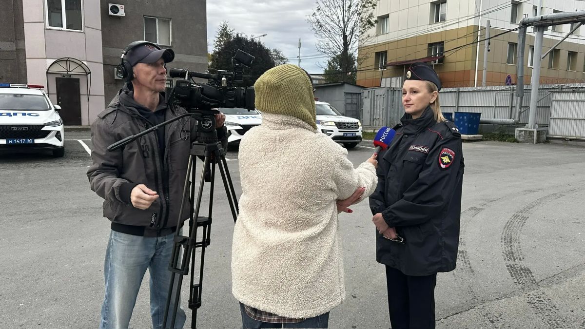 А кто рано встаёт и службу несёт — тому красивый сахалинский рассвет! А кто рано встаёт и службу несёт — тому красивый сахалинский рассвет!