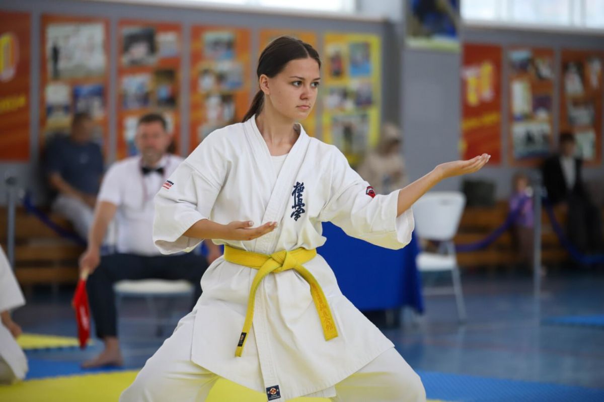 Сильнейших каратистов определили на чемпионате и первенстве Сахалинской области по киокушин Сильнейших каратистов определили на чемпионате и первенстве Сахалинской области по киокушин