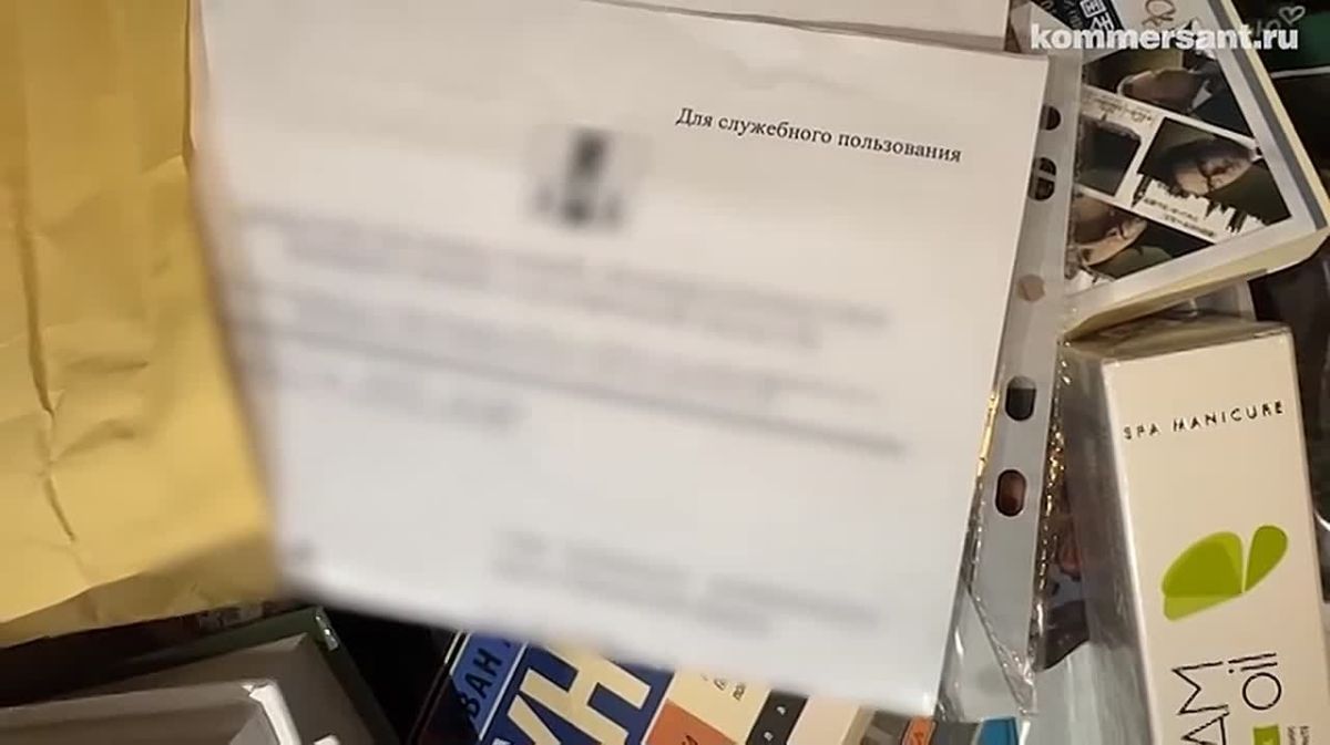 Кадры задержания японского журналиста «Хоккайдо Симбун», подозреваемого в шпионаже
