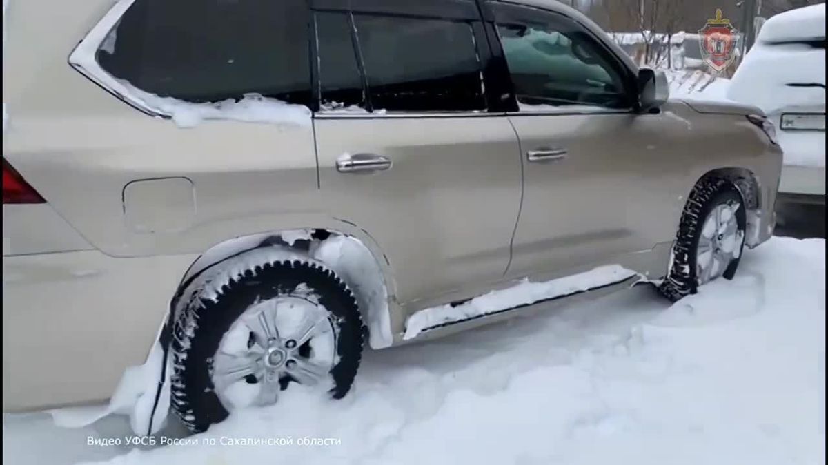 На Сахалине осудили экс-главу поселения и ее мужа за взятку в 6,3 млн