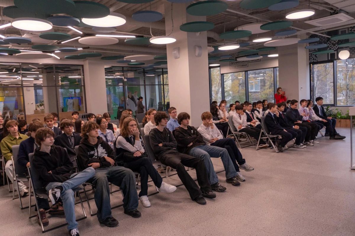«Россия — энергетическая держава»: в Центре опережающей профессиональной подготовки говорили об энергетическом будущем и технологиях «Россия — энергетическая держава»: в Центре опережающей профессиональной подготовки говорили об энергетическом будущем и технологиях