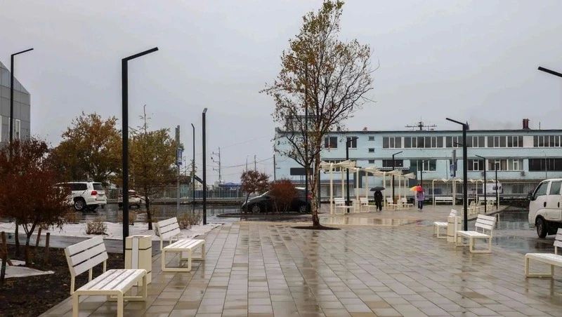 В Корсакове завершают благоустройство площади «Пять углов» по инициативе жителей В Корсакове завершают благоустройство площади «Пять углов» по инициативе жителей