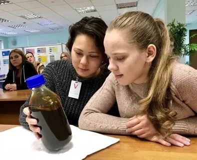 Энергия будущего: сахалинским школьникам рассказали о профессиях ТЭК Энергия будущего: сахалинским школьникам рассказали о профессиях ТЭК