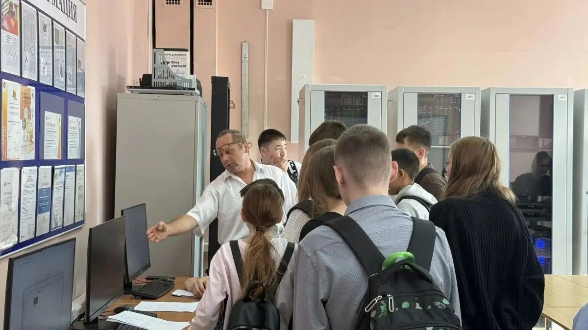 Сахалинский индустриальный техникум открыл двери для будущих профессионалов! Сахалинский индустриальный техникум открыл двери для будущих профессионалов!
