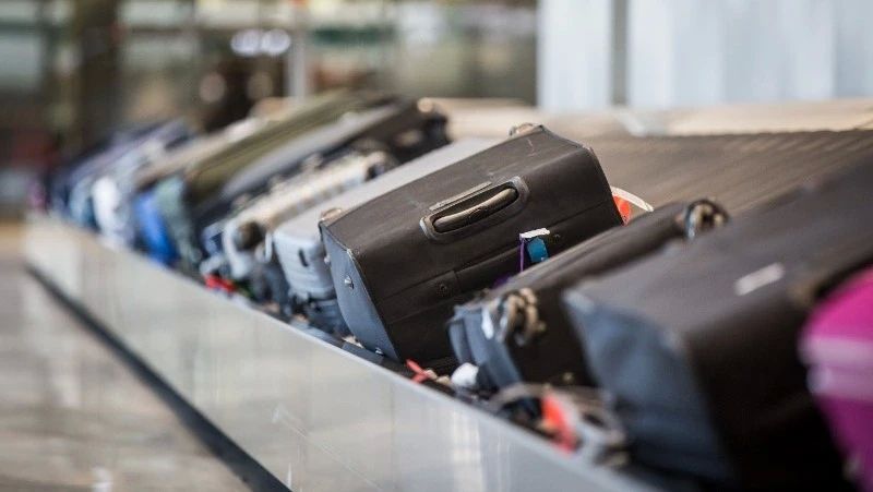 Около 30 пассажиров рейса S7 остались без багажа в Южно-Сахалинске