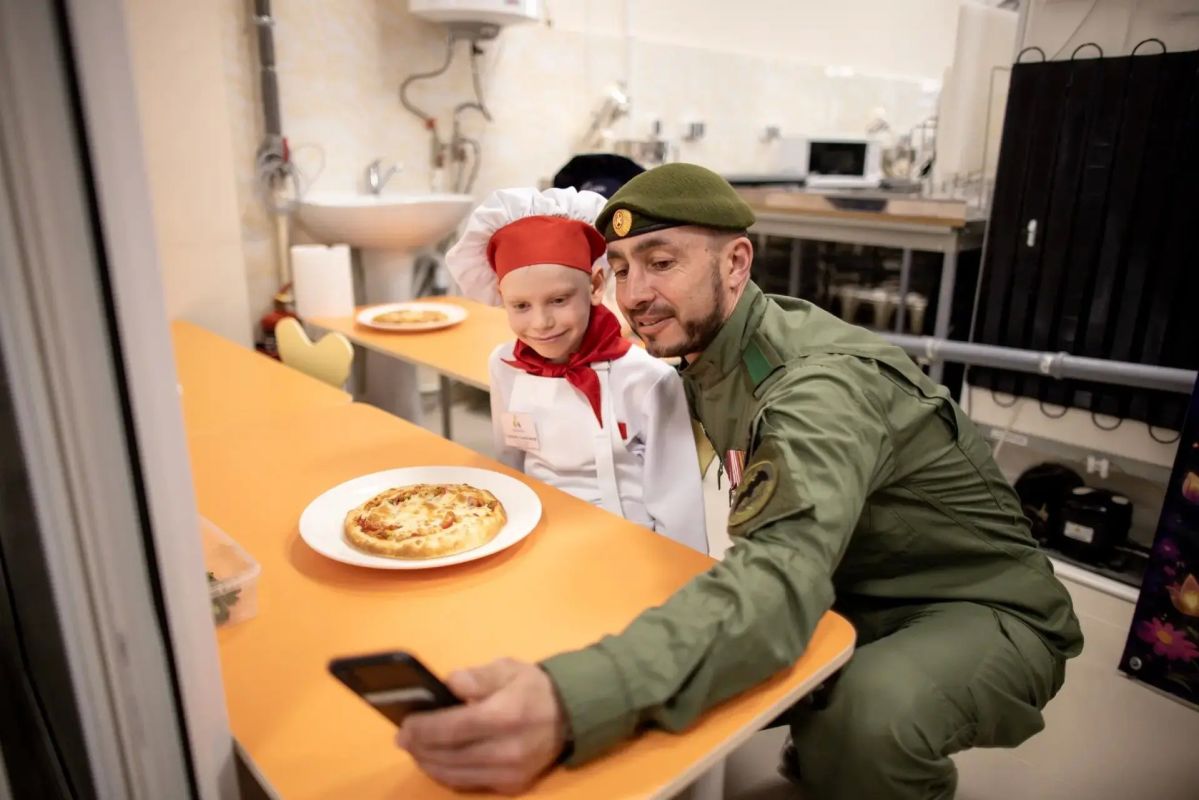 С Международным днём повара! С Международным днём повара!