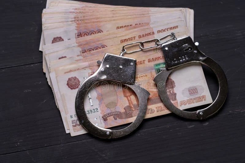 Полицией Южно-Сахалинска раскрыта кража денежных средств из забытого кошелька