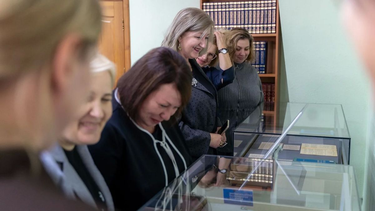 Вчера в Сахалинской областной универсальной научной библиотеке им. Н.А. Тарасова состоялся семинар-совещание руководителей публичных библиотек региона Вчера в Сахалинской областной универсальной научной библиотеке им. Н.А. Тарасова состоялся семинар-совещание руководителей публичных библиотек региона