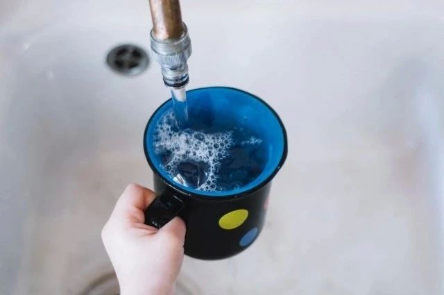 В Корсакове жители жалуются на плохое качество воды