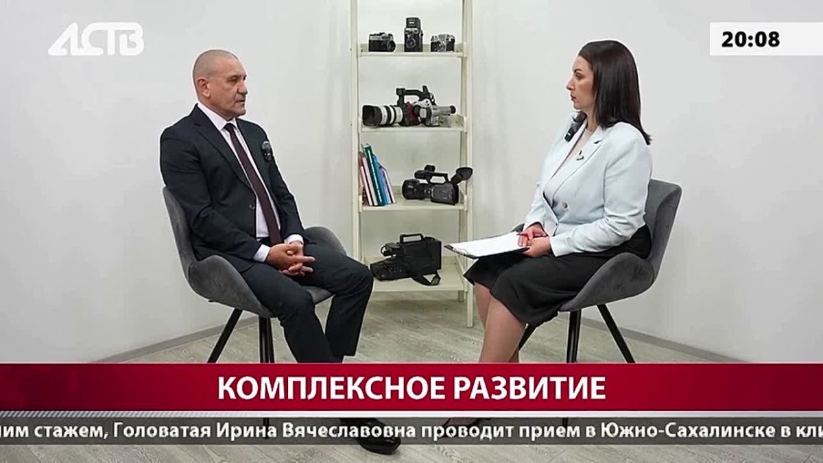О том, как госпрограмма меняет сахалинские сёла, телекомпании АСТВ рассказал первый заместитель министра сельского хозяйства и торговли Сахалинской области Андрей Речкин