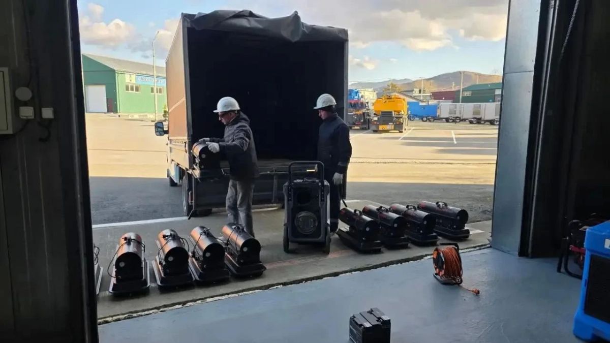 В Поронайском районе ликвидируют последствия пожара в многоквартирном доме В Поронайском районе ликвидируют последствия пожара в многоквартирном доме