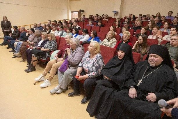 Валерий Лимаренко встретился с жителями Шикотана: итоги Валерий Лимаренко встретился с жителями Шикотана: итоги